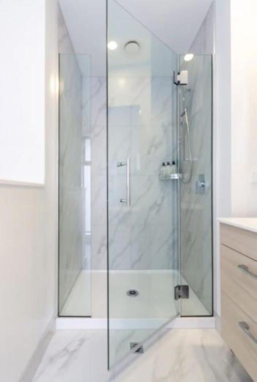 Serenity in the Centre: 2 bed 2 bath - Resim 8