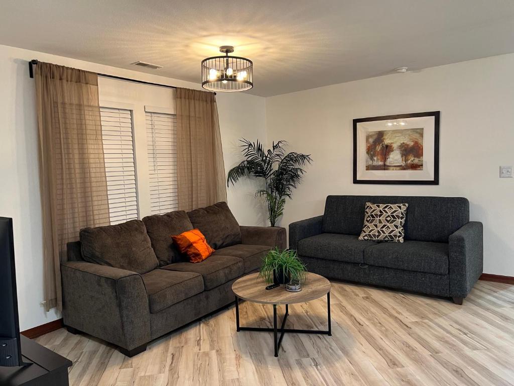 Apartment Roseland's Hidden Haven, USA