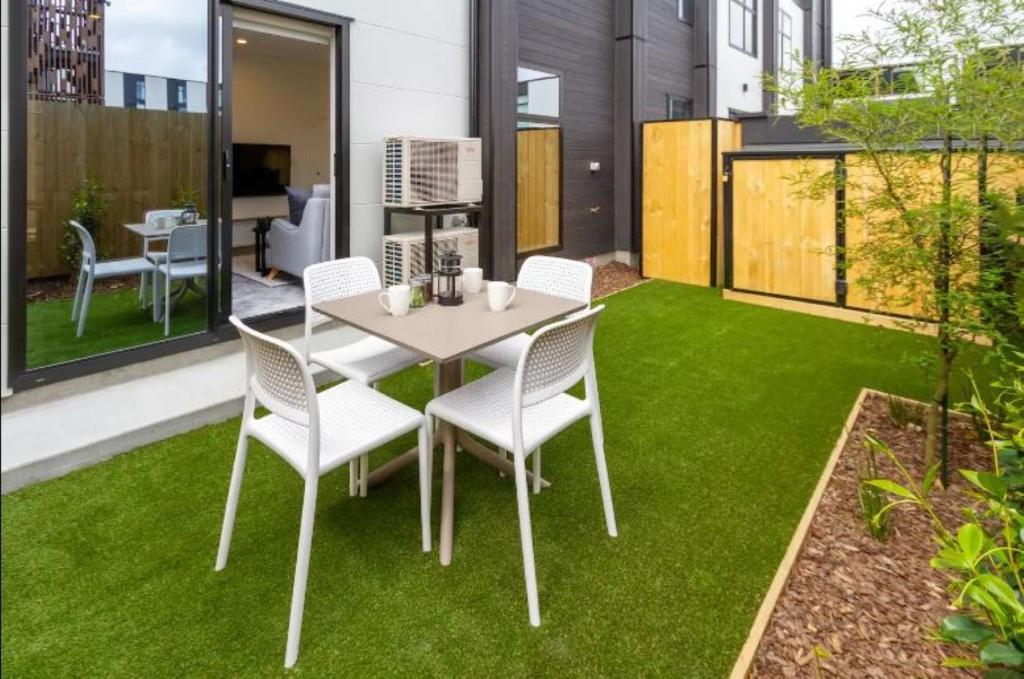 Serenity in the Centre: 2 bed 2 bath - Resim 6