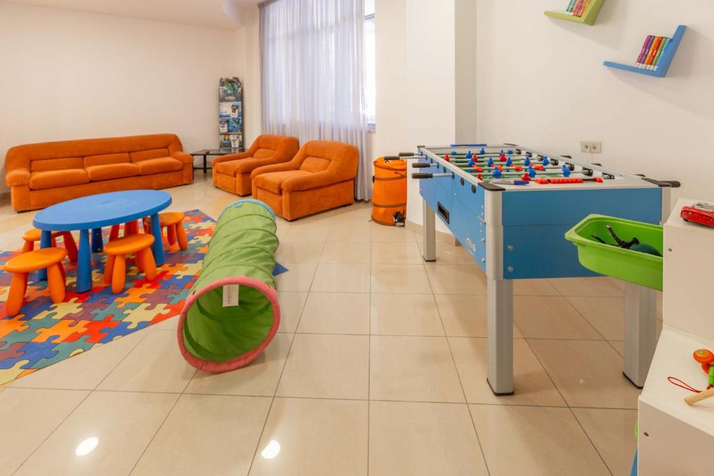 Herní místnost v ubytování Hotel Ribot