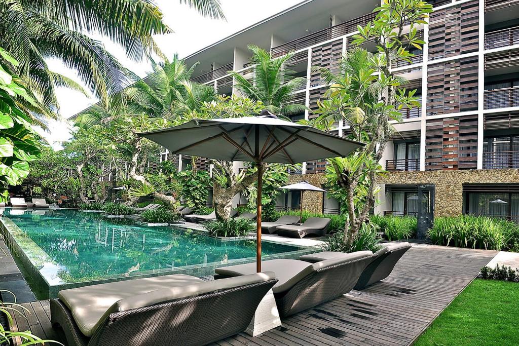 Bazén v ubytování THE HAVEN Bali Seminyak nebo v jeho okolí