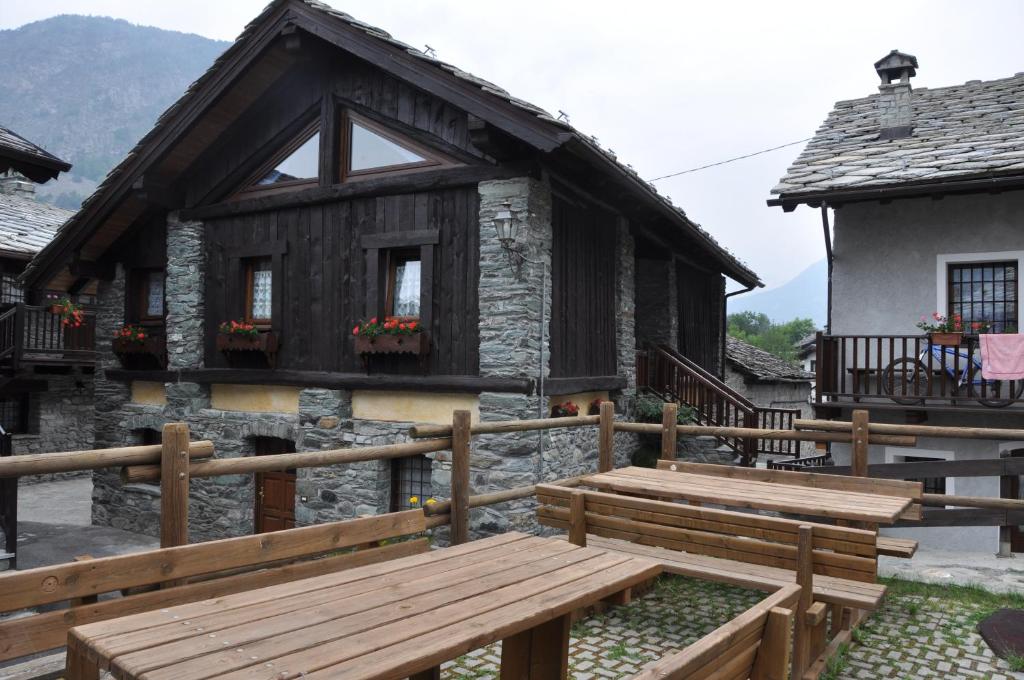 Casevacanza Val d'Ayas - Twee Slaapkamers Appartement