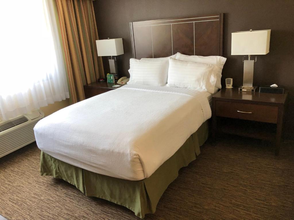 Holiday Inn Hotel & Suites Anaheim, an IHG Hotel - 
