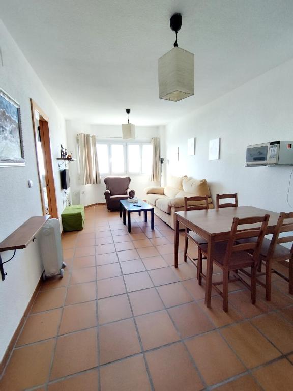 Apartamentos Arttyfal con parking y wifi by SURYNIEVE - Appartement Met één Slaapkamer Met Parkeren
