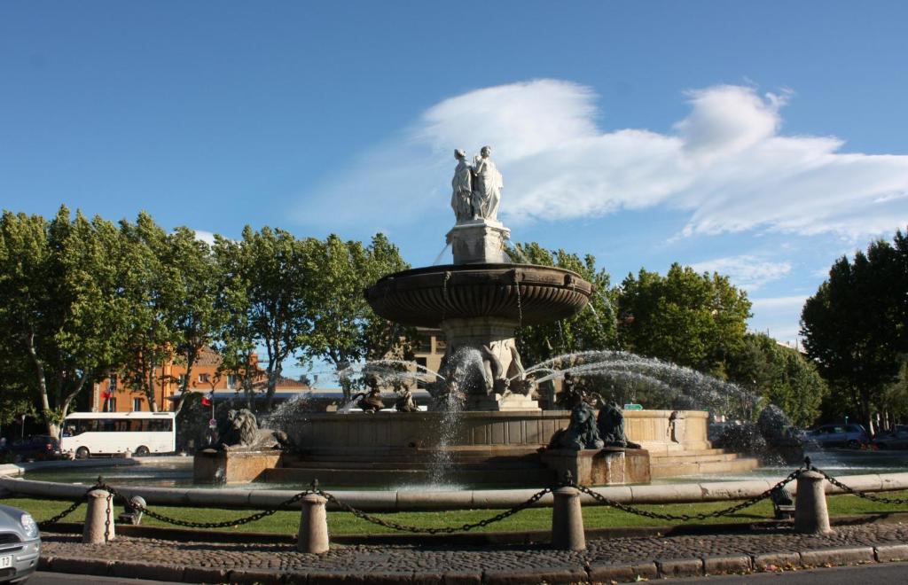 Hôtel Rotonde Aix-en-Provence centre - Resim 24