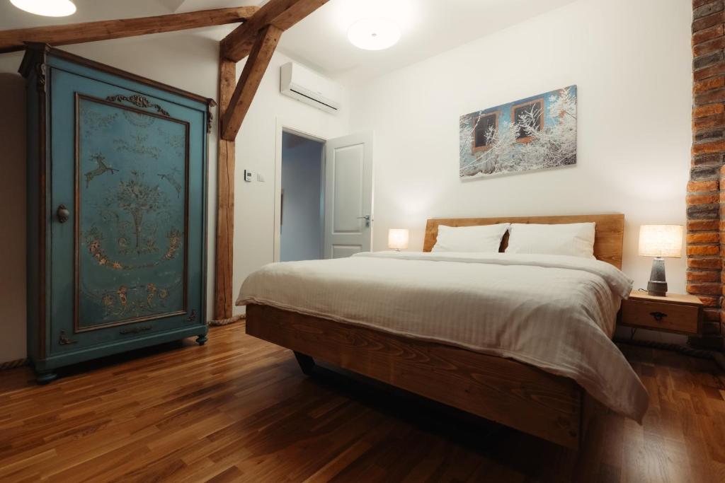 Casa 1901 - One-Bedroom Apartment