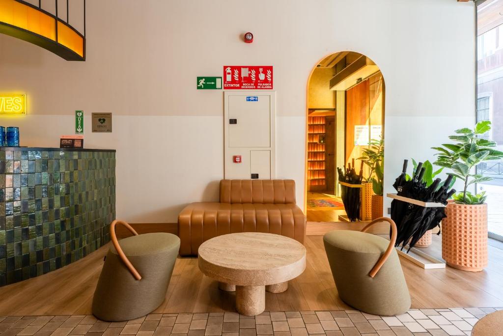 Akeah Hotel Gran Vía - Resim 17