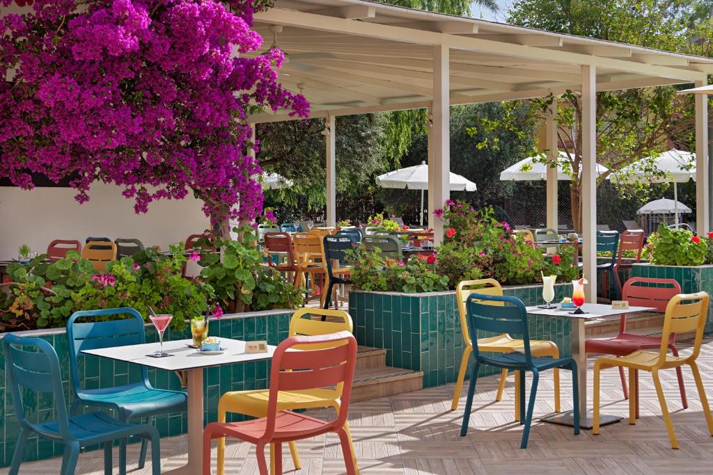 Restaurace v ubytování H10 Cambrils Playa