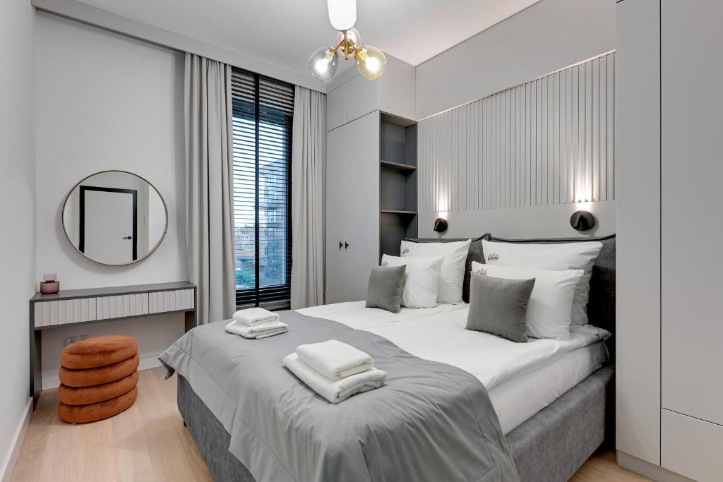 Brabank Riverside Premium Suites & Free Parking by Downtown Apartments - 18