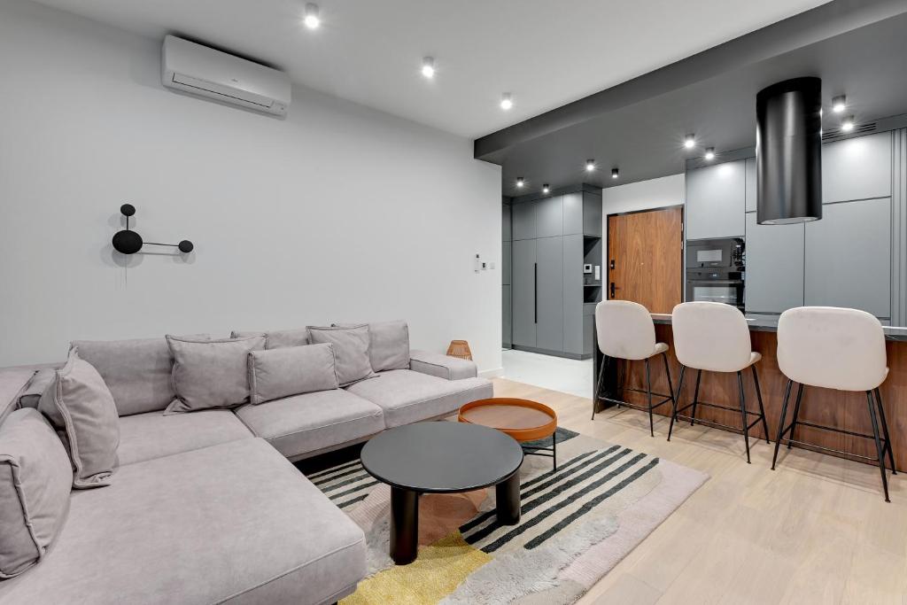 Brabank Riverside Premium Suites & Free Parking by Downtown Apartments - 17