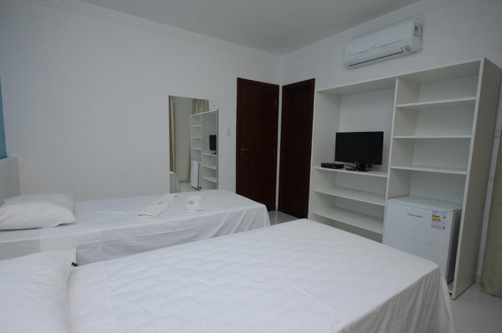  Augustos Hotel