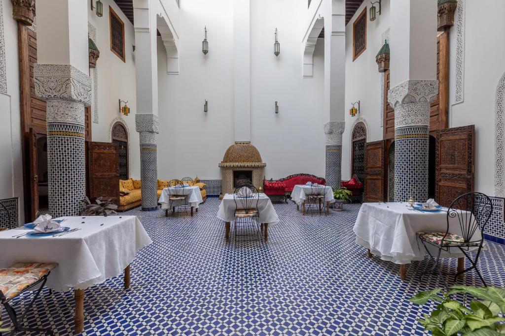 Posezení v ubytování Palais Nazha Fes - Luxury Lodging