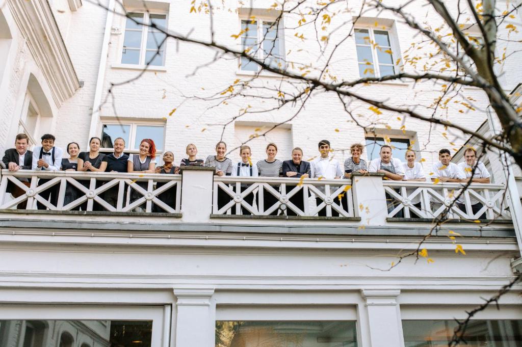 Hosté ubytování Hotel Messeyne