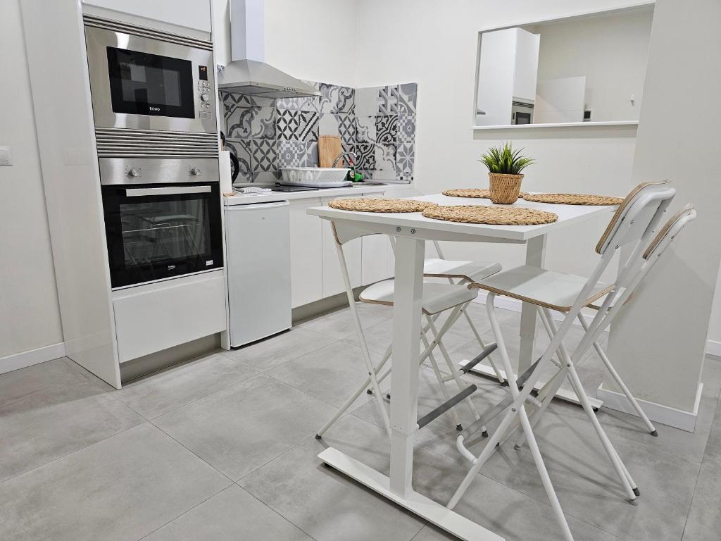 Estudio Trinidad Centro Málaga 2 - 5