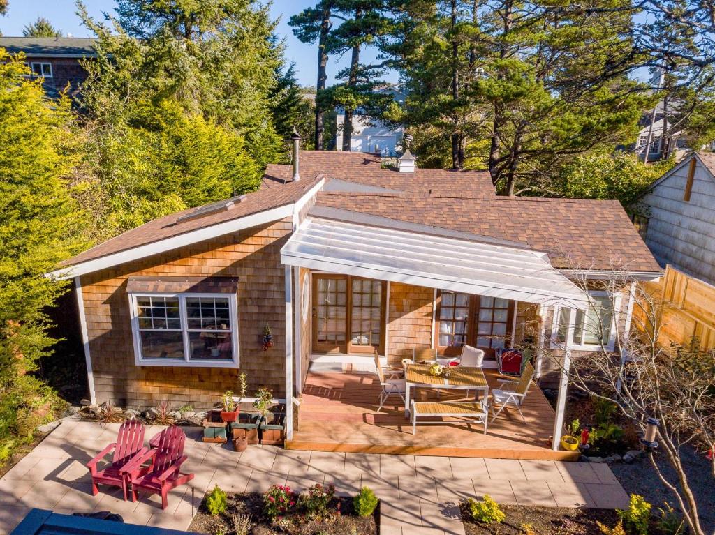 Secret Garden MCA1504, Manzanita (updated prices 2024)