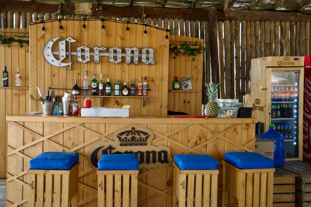 Lounge nebo bar v ubytování Playa Paraíso