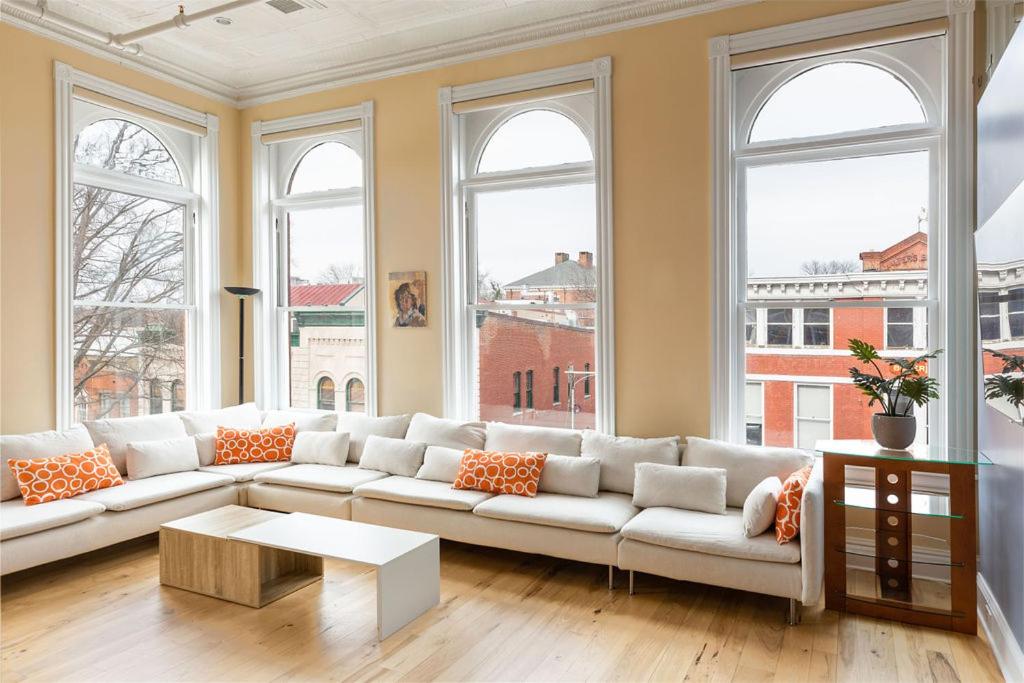 Penthouse Apartment Overlooking Downtown Mall, Charlottesville (updated prices 2024)