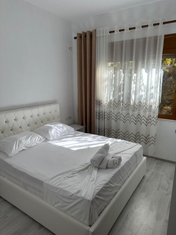 Proper Home 1 - Image 2