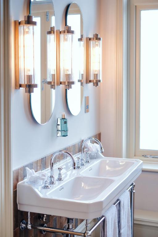 The Black Lion Pub & Boutique Guesthouse - Resim 39