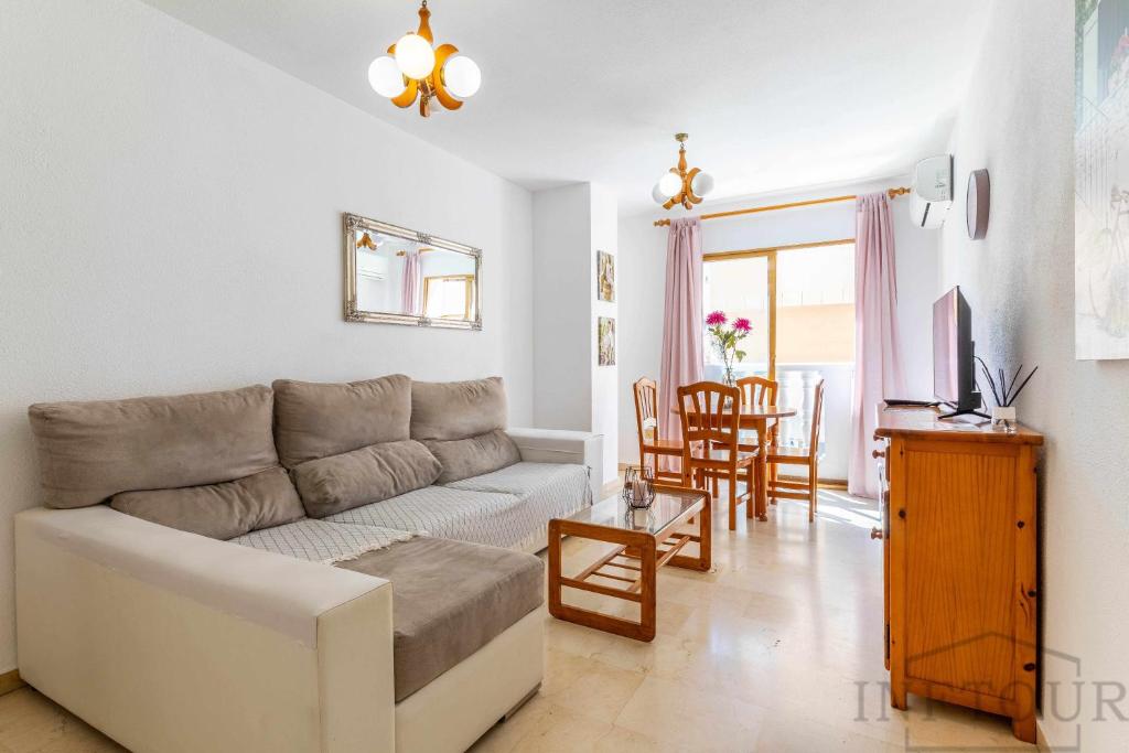 https://cf.bstatic.com/xdata/images/hotel/max1024x768/505258668.jpg?k=c819e5d52620017bf7ef91288468ffd19ac83b24e766eec699c20e0743b79758&o=&hp=1