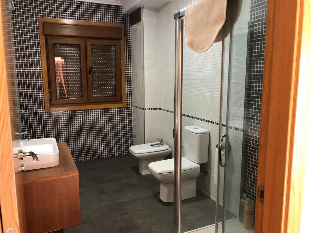 A bathroom at Chalets Tito Gómez Meis