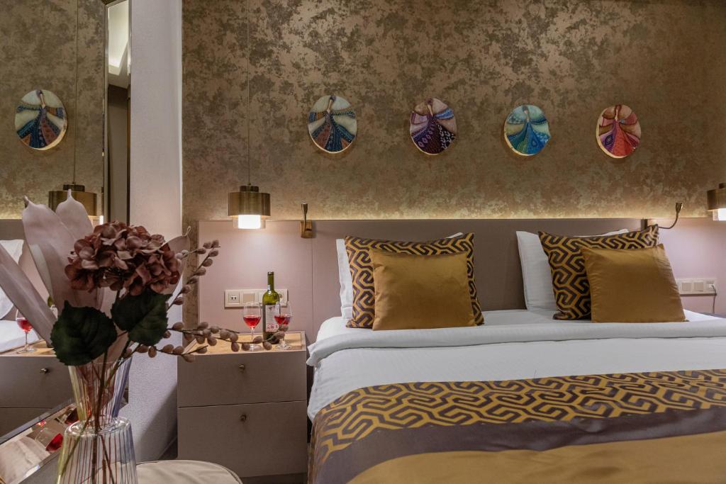Postel nebo postele na pokoji v ubytování Ayramin Deluxe Hotel Taksim