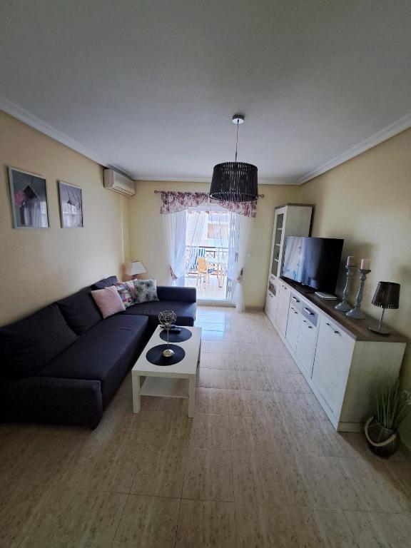 TV a/nebo společenská místnost v ubytování Via Mar Apartments