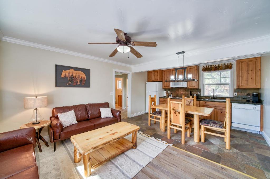 Fotografie z fotogalerie ubytování Moose and Maple Lodge v destinaci South Lake Tahoe