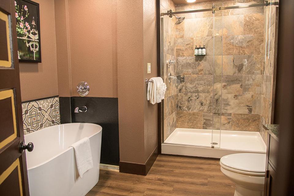 1905 Basin Park Hotel - Suite De Luxe Avec Bain De Spa