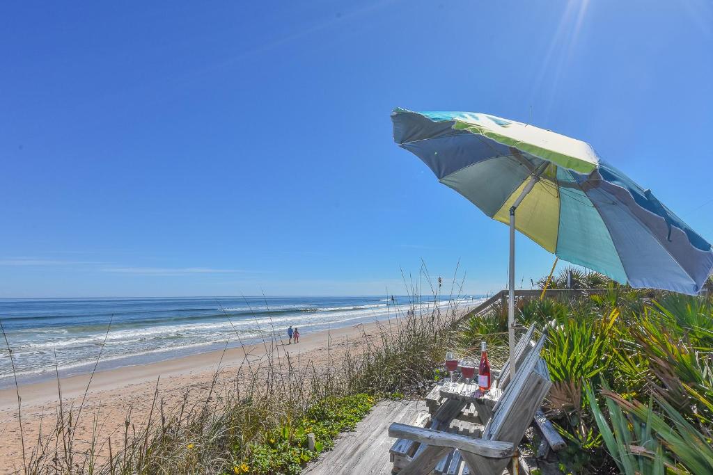The Artist Beach House Beachfront 6298S, New Smyrna Beach (updated