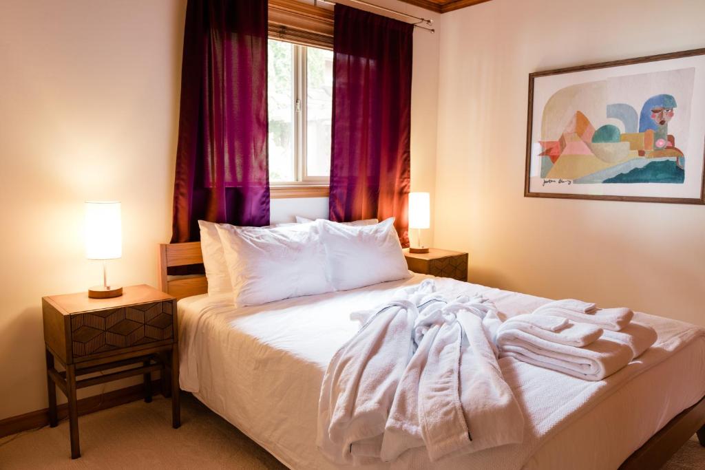 Postel nebo postele na pokoji v ubytování Luxury Beach Home Ocean View Sonos