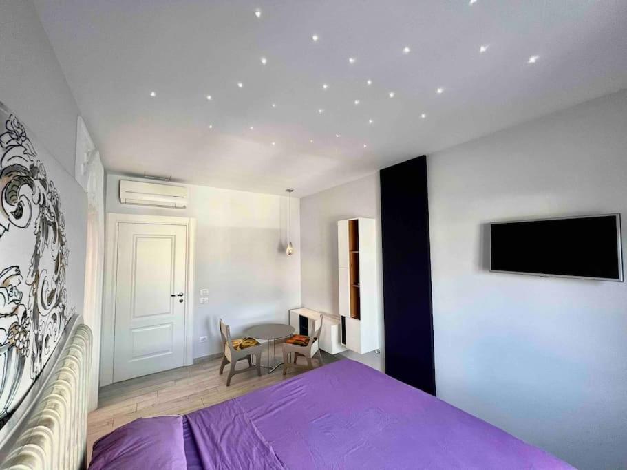 Tirana RING Center / 2BR Luxury Apartment - Image 5