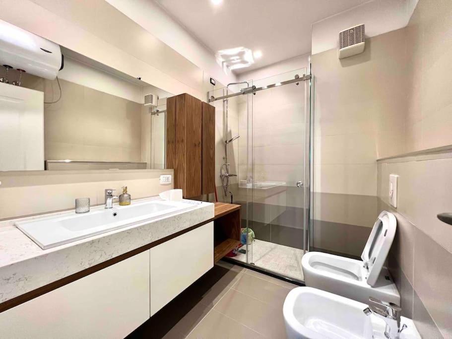 Tirana RING Center / 2BR Luxury Apartment - Image 3