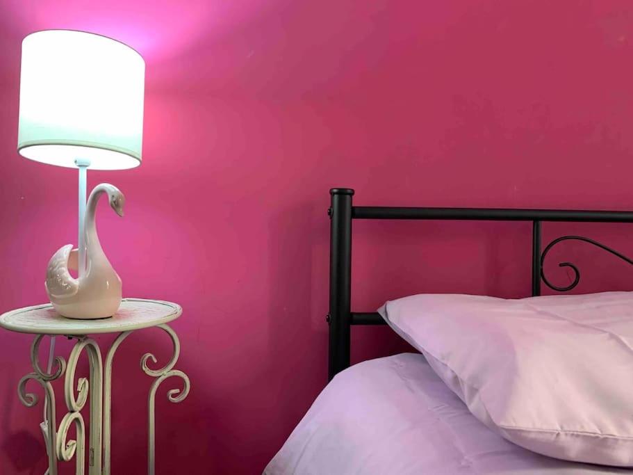 Letto o letti in una camera di Your Happy Home