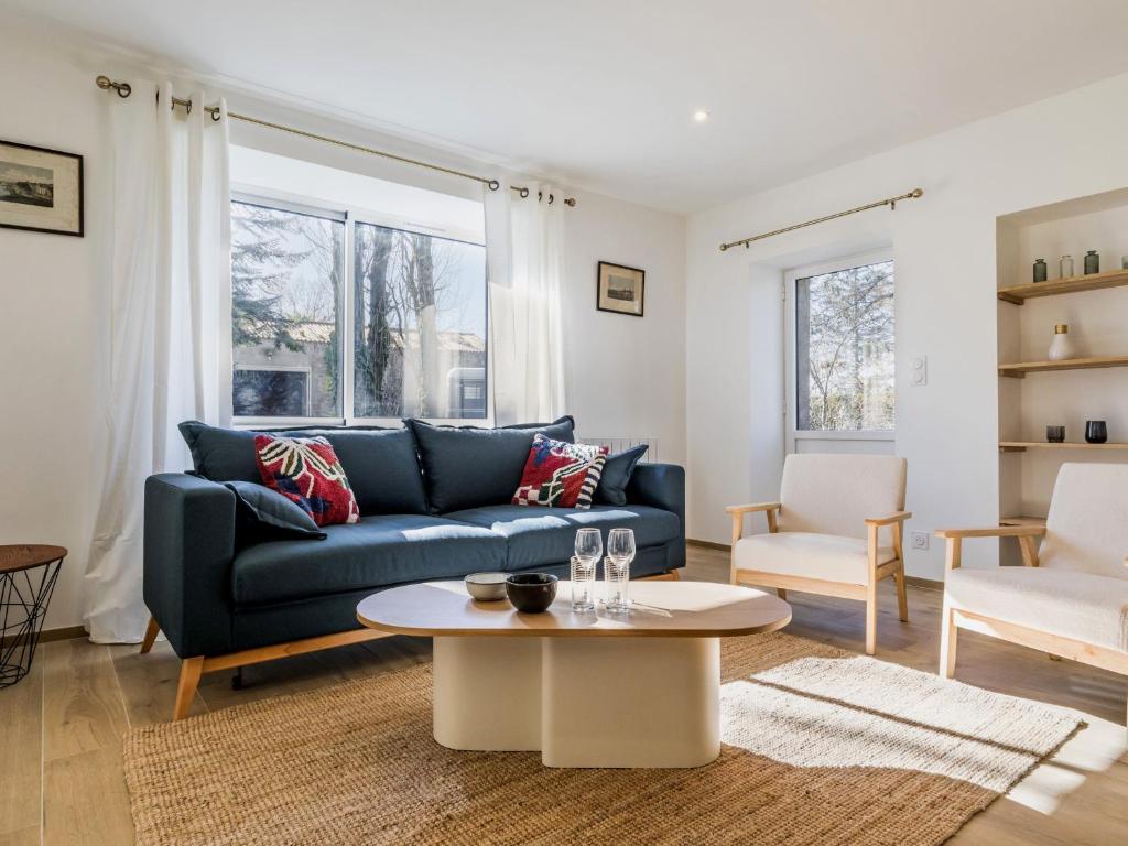 Posedenie v ubytovaní Gîte charmant, spacieux, à 15 km de Nantes, 2 chambres, terrasse, parking, animaux acceptés - FR-1-306-1238
