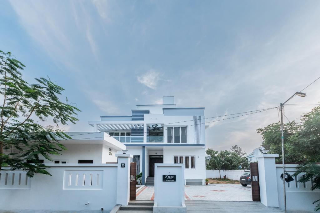 Kites Covelong A Raj Beach House, Chennai (updated prices 2024)
