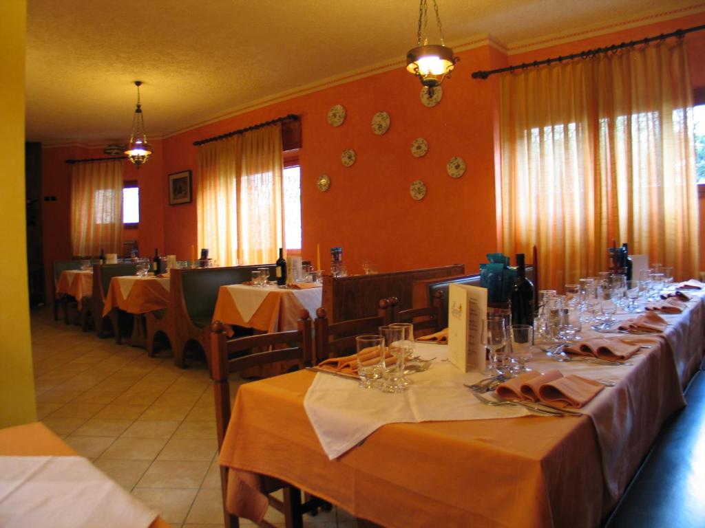 Restaurace v ubytování Hotel La Lanterna