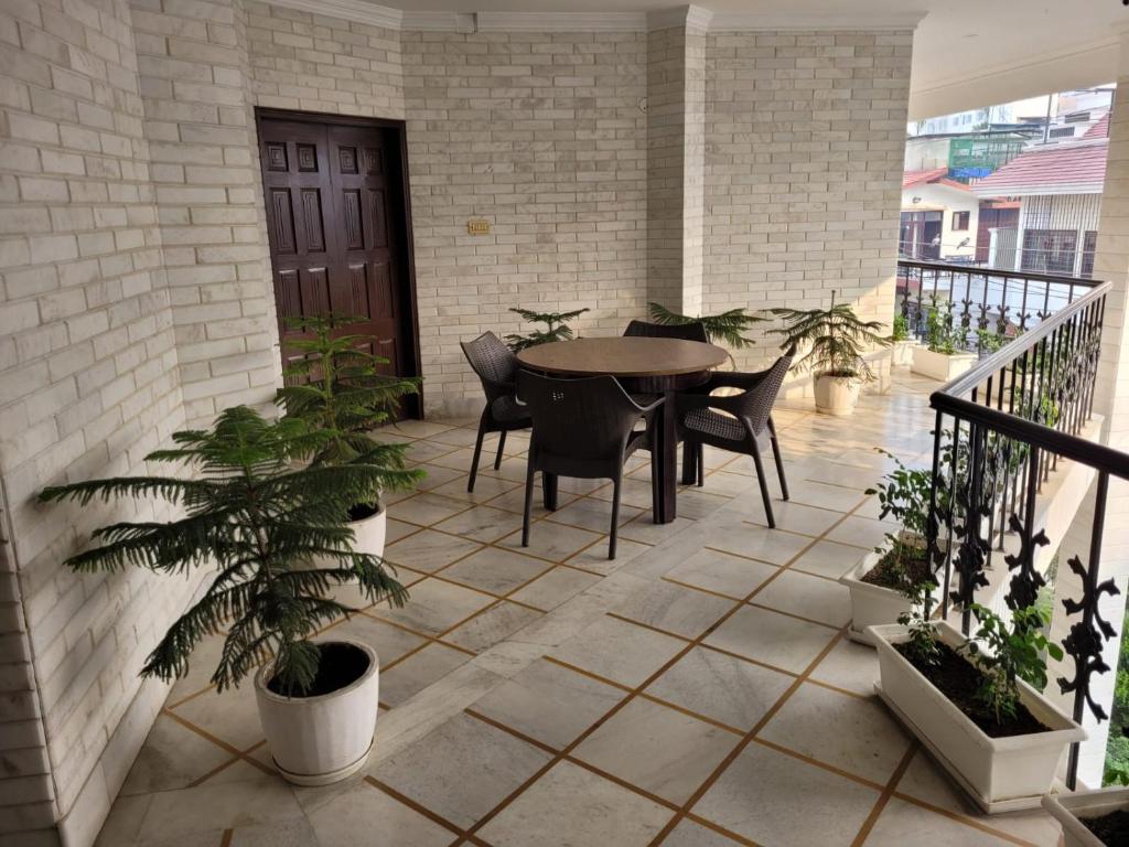 Vantage 1 BR Homestay at Banaras, Varanasi Updated 2023 Prices
