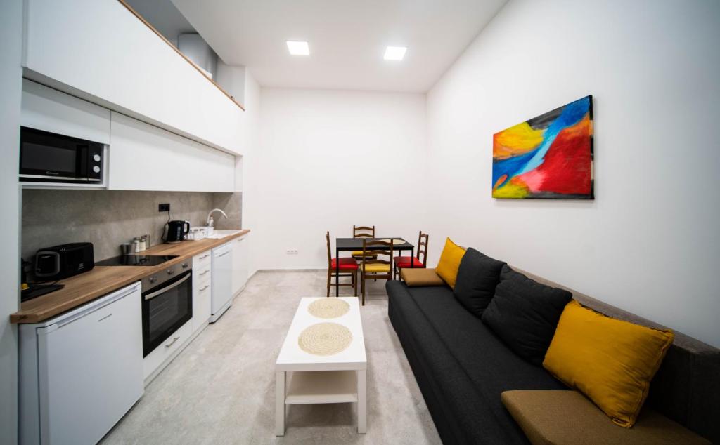 Free parking Basilica Leo's home - AC, Wi-Fi, smart TV 1066 Budapest, 20 Zichy Jenő utca Ground floor, door nr.: 2. kép - 1