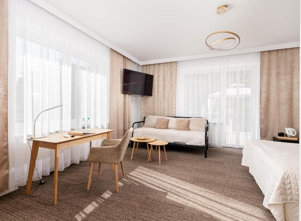 Hotel Łaziska - Habitación Cuádruple Superior