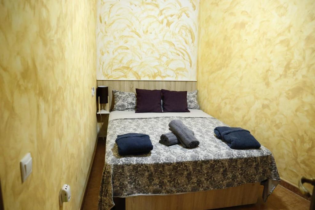 Un pat sau paturi într-o cameră la Casa Rural El Rincon del descanso
