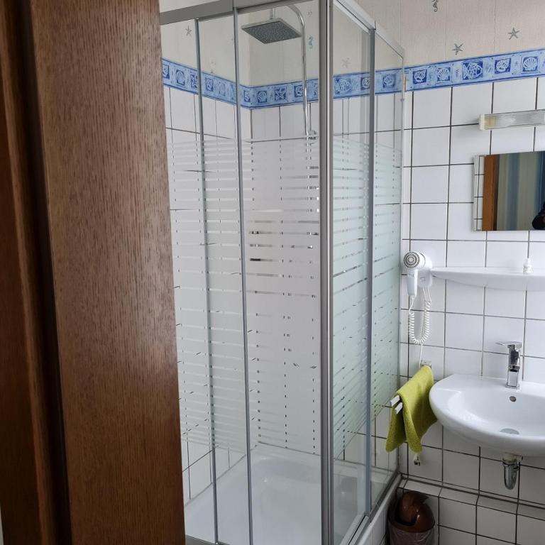 Wilhelm Busch Stube - Chambre Simple Avec Salle De Bains Privative