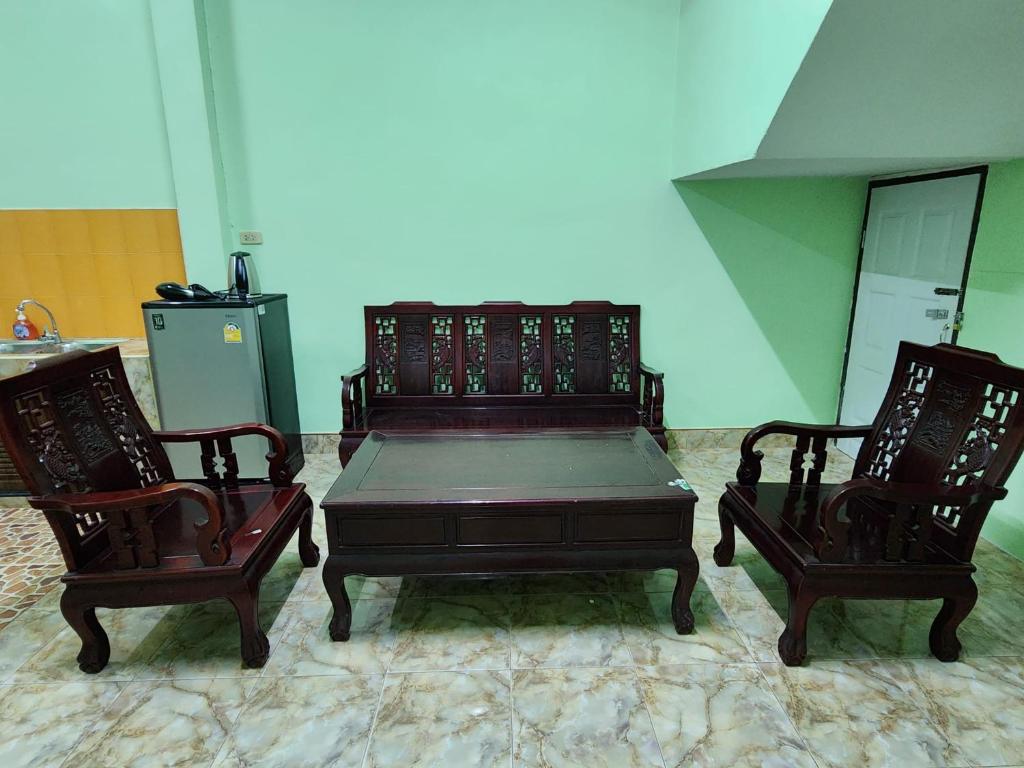 Prostor za sedenje u objektu Jaaoo Homestay Betong - จ๊ะโอ๋โฮมสเตย์