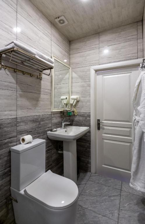 Nizami by La Casa Hotel - Budget Double Or Twin Room