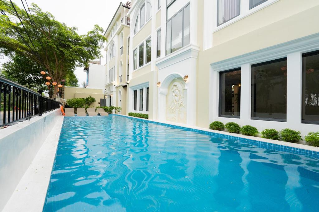 Bazén v ubytování KA VILLA - AN BANG BEACH, Free pick up 4 nights nebo v jeho okolí
