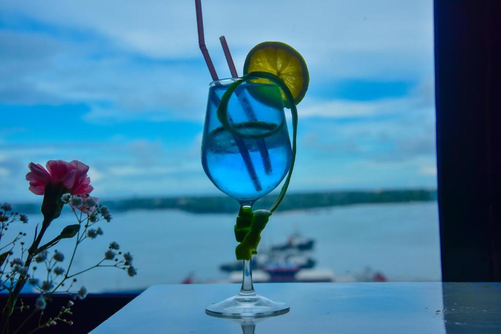Nápoje v ubytování Harbour View Suites