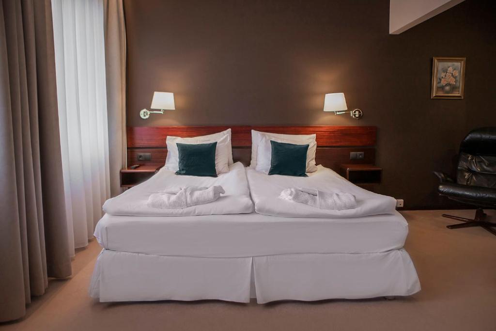 Hotel Holt - The Art Hotel - Resim 34