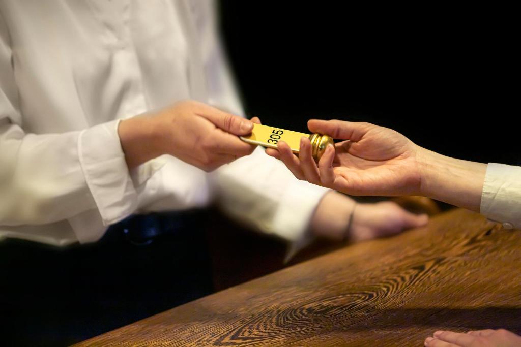 Hotel Holt - The Art Hotel - Resim 3