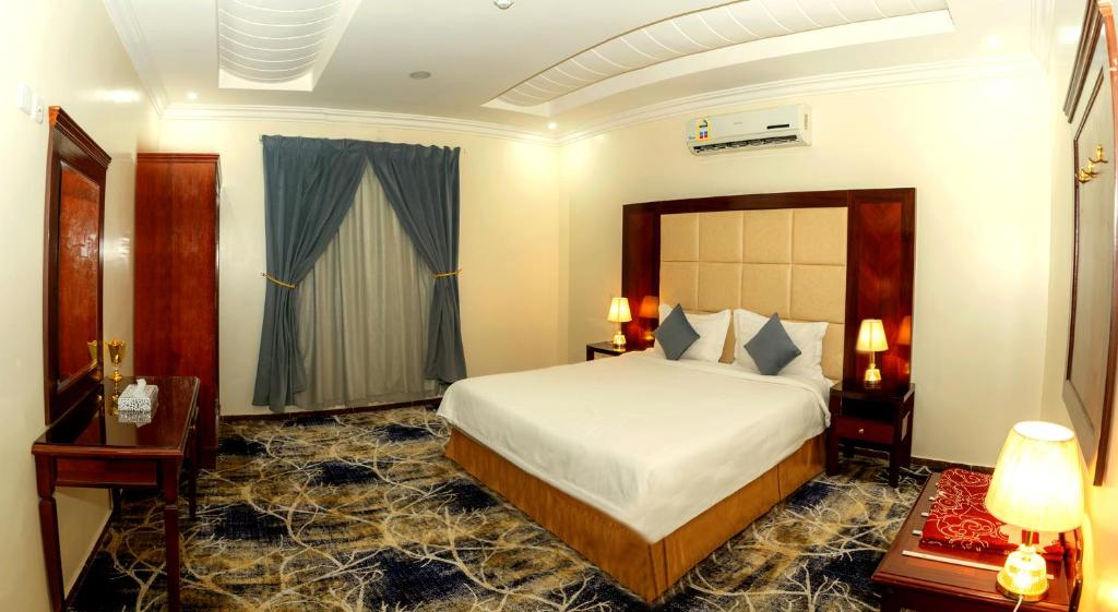 فندق لمسات نجران - One-Bedroom Apartment