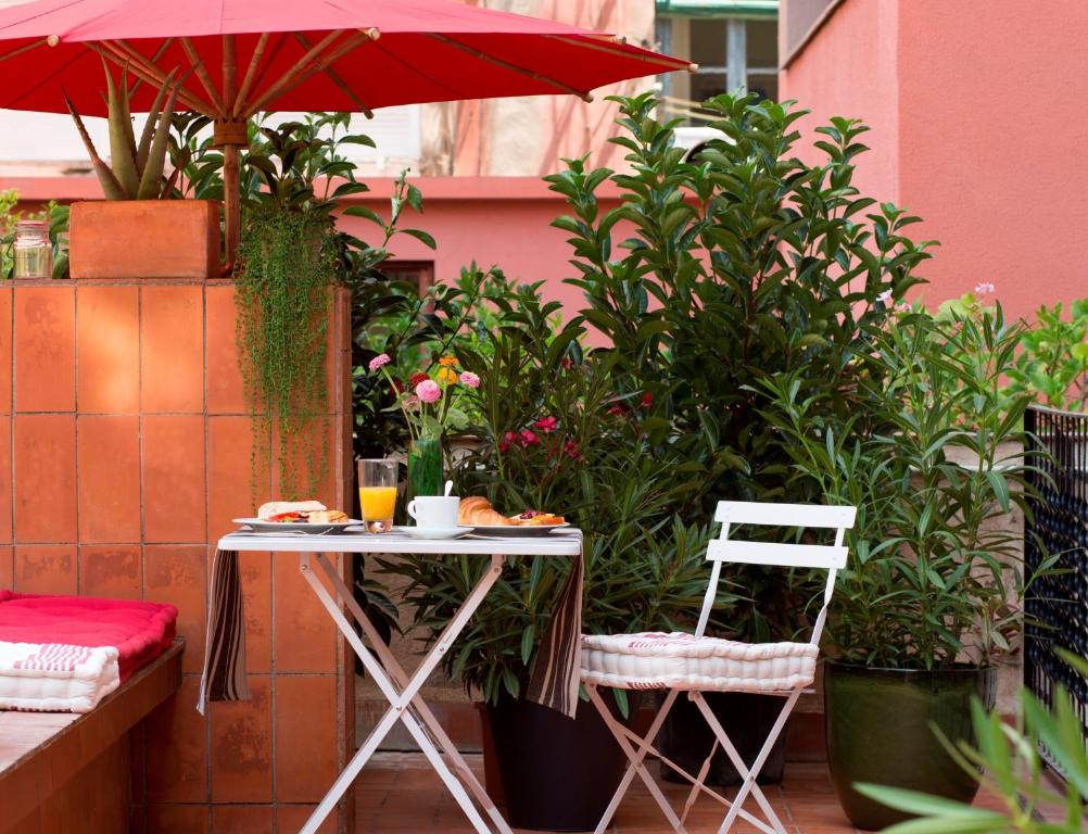 The Conica Deluxe Bed&Breakfast - 2